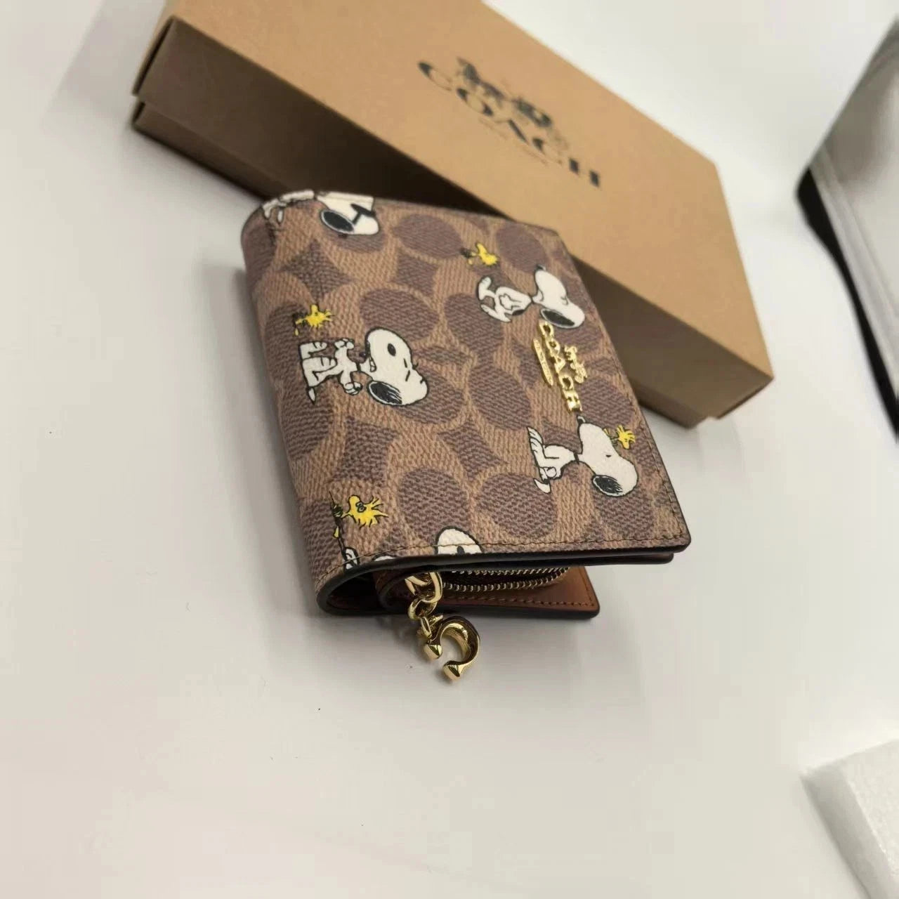 Coach X Peanuts Snap CBN32 Wallet In Signature Canvas With Snoopy Print New