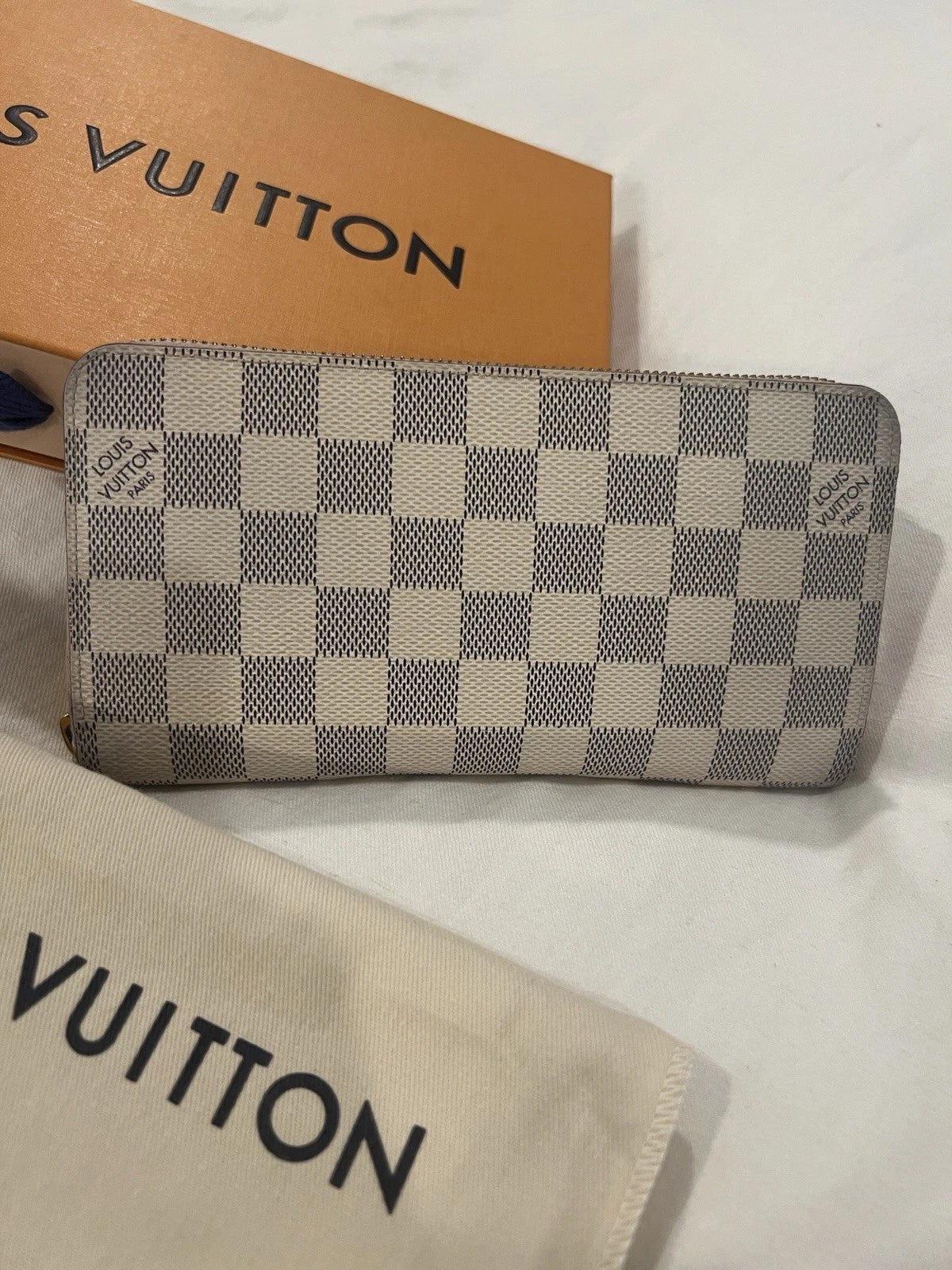 Louis Vuitton Zippy Organizer N60012 Damier Azur Canvas Wallet White